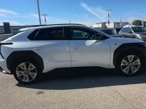 Used 2024 Subaru Solterra Touring w/ Touring Package image 9