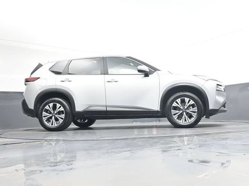 Used 2023 Nissan Rogue SV AWD/4WD image 32
