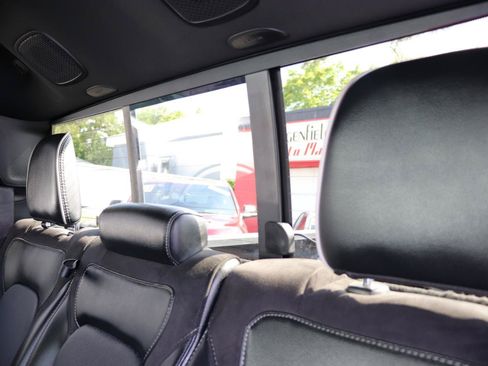 Used 2025 RAM 1500 Laramie AWD/4WD image 23