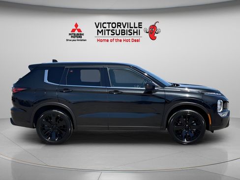 New 2026 Mitsubishi Outlander LE FWD image 11