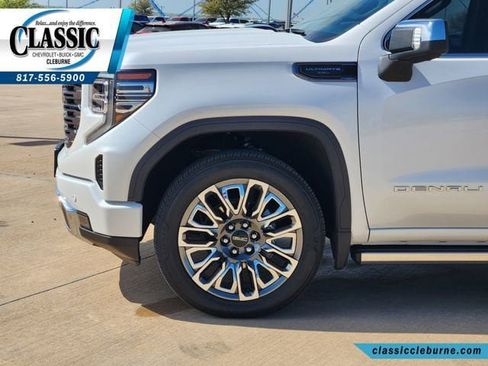 Used 2024 GMC Sierra 1500 Denali Ultimate image 22
