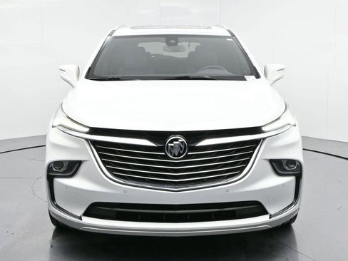 Used 2023 Buick Enclave Essence w/ Experience Buick Package image 2