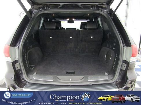 Used 2019 Jeep Grand Cherokee Limited w/ Luxury Group II image 17