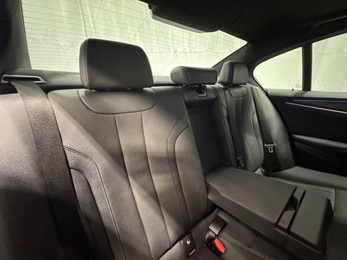 Used 2023 BMW 530e xDrive 530e iPerformance w/ Premium Package image 26