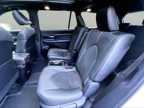 Certified 2026 Toyota Grand Highlander AWD Hybrid image 20