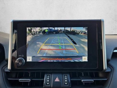 Used 2023 Toyota RAV4 XLE Premium FWD image 11