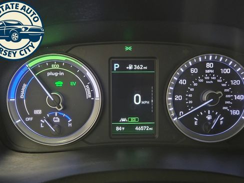Used 2019 Hyundai Sonata Limited FWD image 11