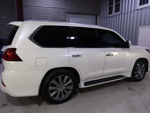 Used 2017 Lexus LX 570 4WD image 6