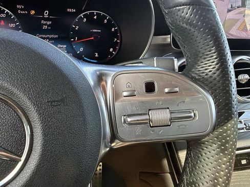 Certified 2022 Mercedes-Benz GLC 300 4MATIC Coupe image 32