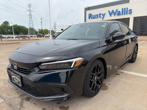 Used 2024 Honda Civic Sport image 2