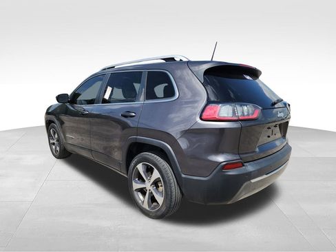 Used 2019 Jeep Cherokee Limited FWD image 7