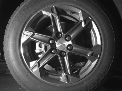 Used 2025 Chevrolet Blazer LT FWD image 15
