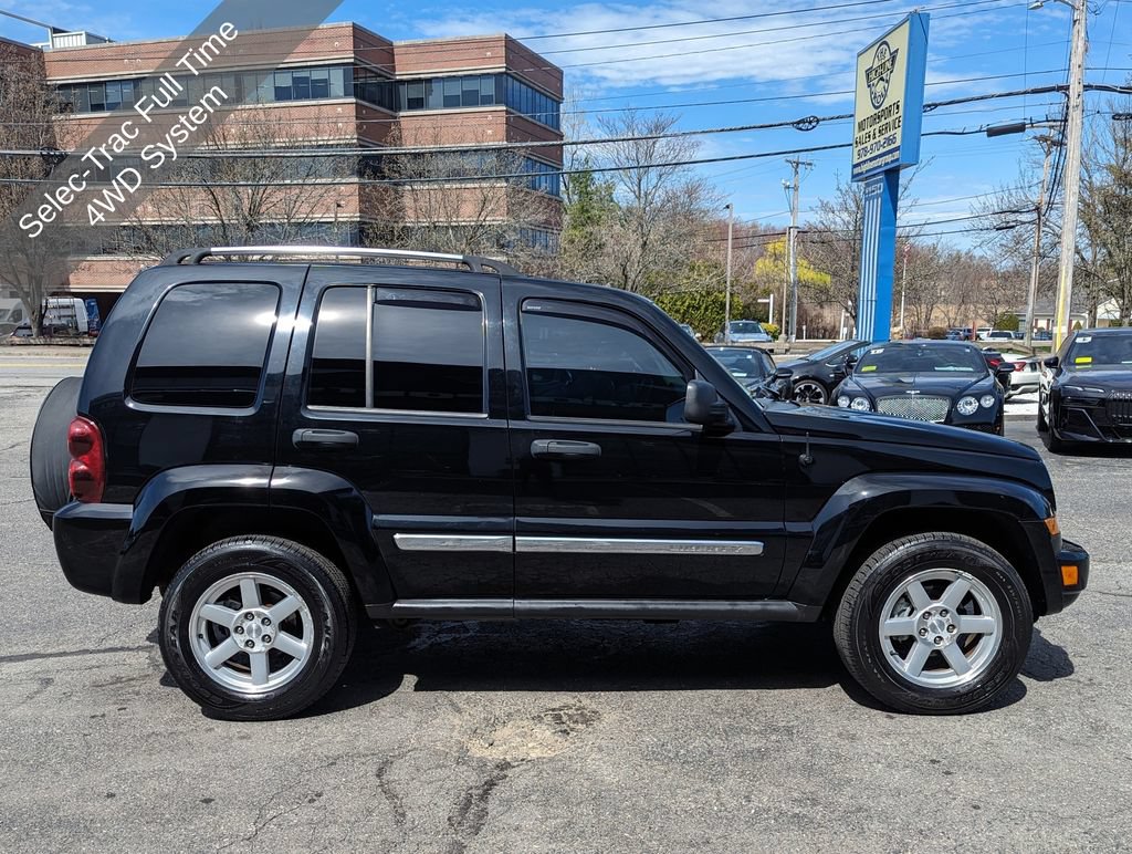 Used 2005 Jeep Liberty Limited AWD/4WD image 7