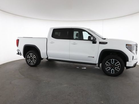 Used 2023 GMC Sierra 1500 AT4 w/ AT4 Premium Package AWD/4WD image 15