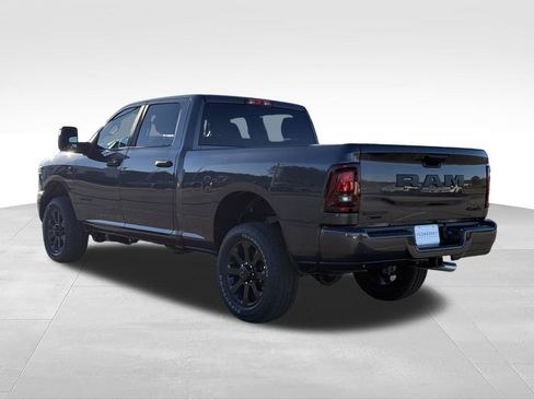 New 2026 RAM 2500 Big Horn AWD/4WD image 4