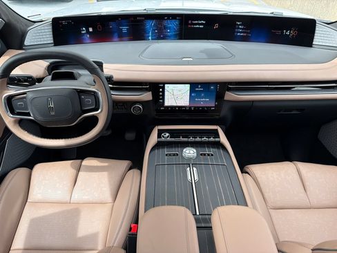 New 2026 Lincoln Navigator Black Label AWD/4WD image 21