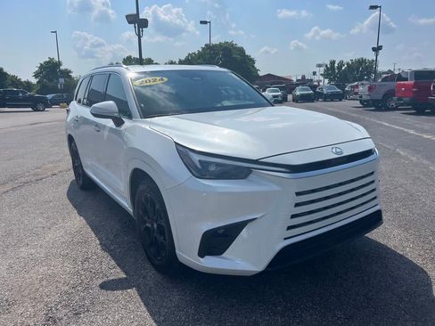 Used 2024 Lexus TX 350 AWD image 7