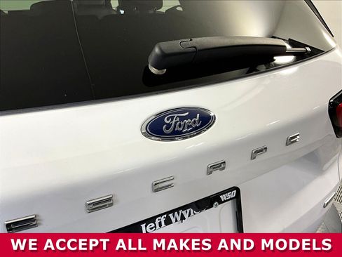 Used 2023 Ford Escape SE FWD image 24