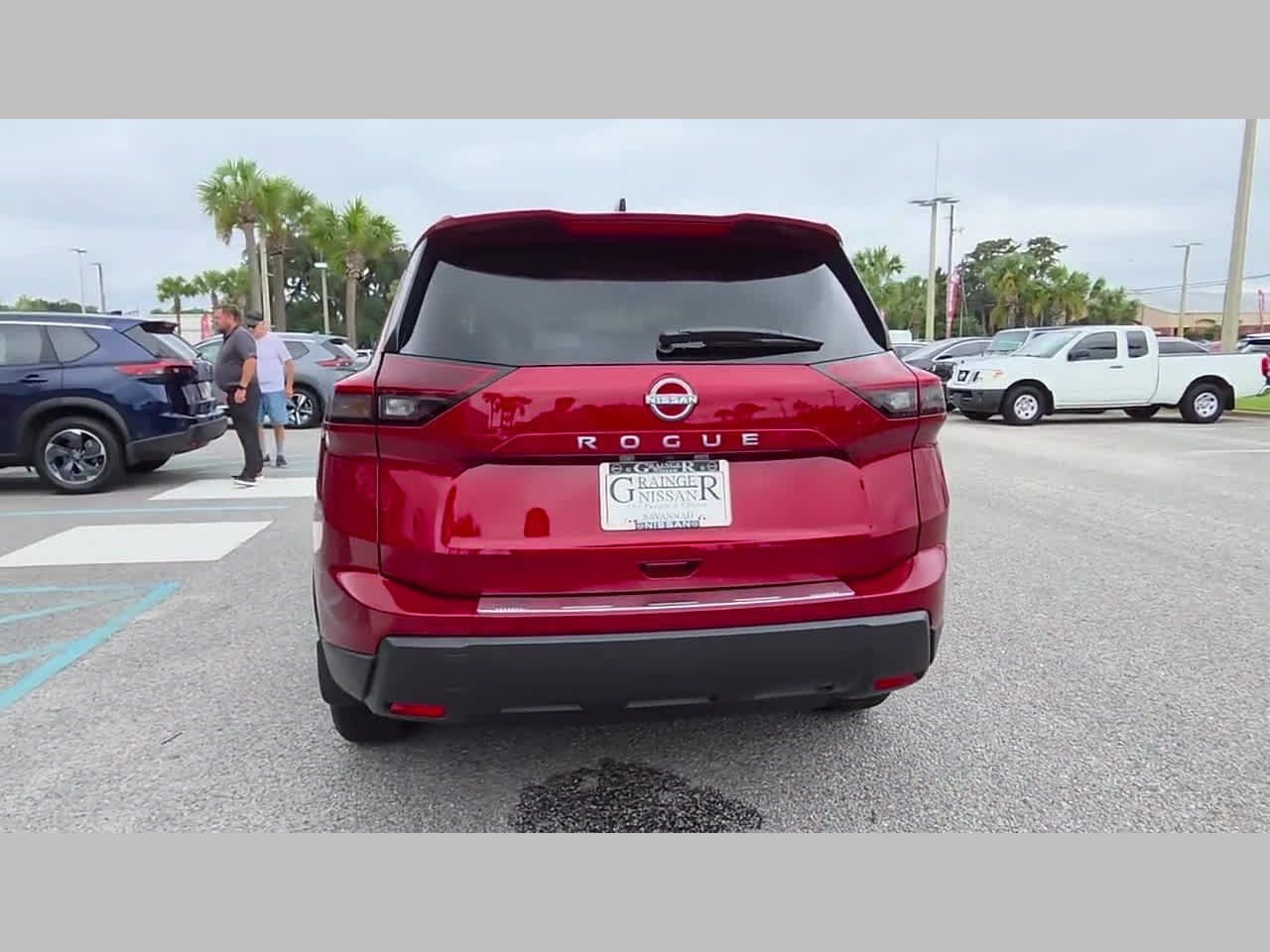 Used 2026 Nissan Rogue SV FWD image 31