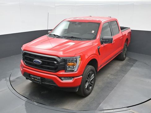Used 2022 Ford F150 XLT w/ Equipment Group 302A High AWD/4WD image 16