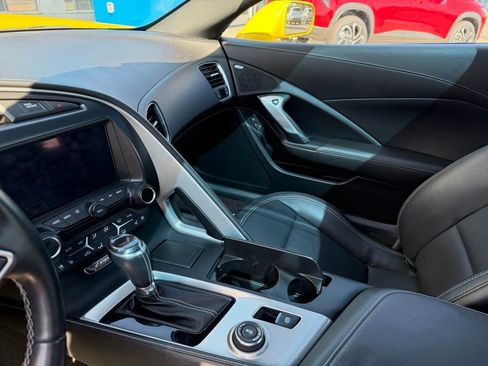 Used 2017 Chevrolet Corvette Stingray Coupe image 10