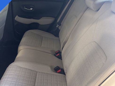 Certified 2023 Honda HR-V LX image 5