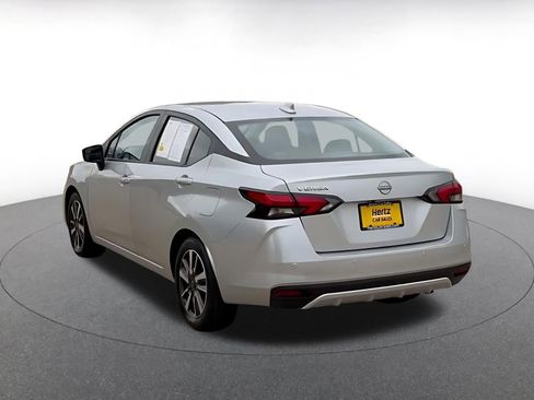 Used 2025 Nissan Versa SV FWD image 11
