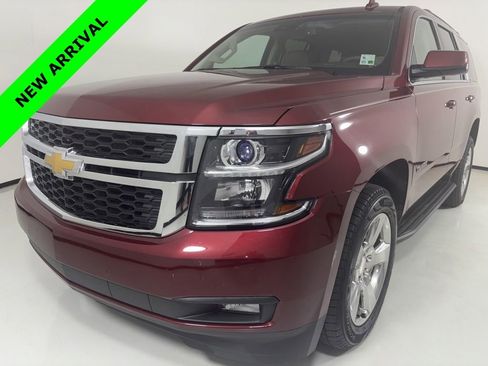 Used 2017 Chevrolet Tahoe LT w/ Luxury Package RWD image 1