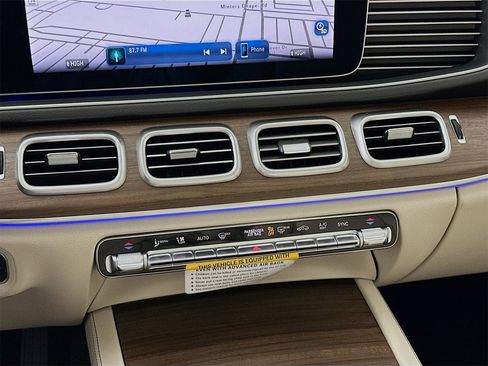 New 2026 Mercedes-Benz GLE 450 4MATIC image 17