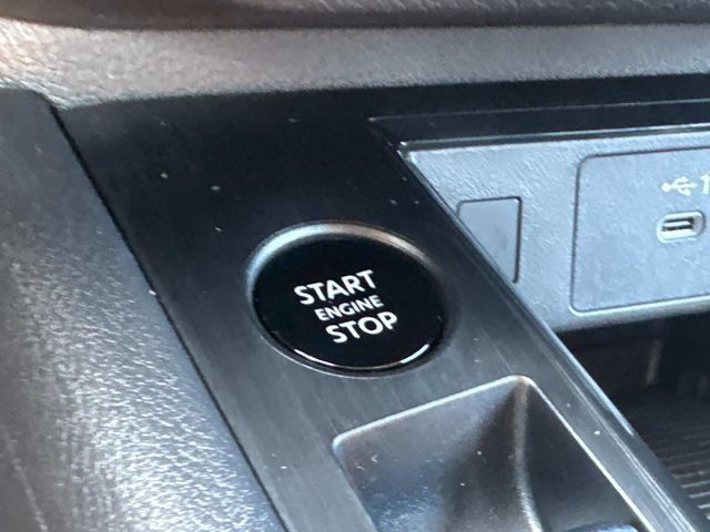 New 2027 Nissan Kicks SV w/ Cold Weather Package FWD image 32