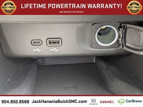 Used 2025 Buick Envista Avenir FWD image 24