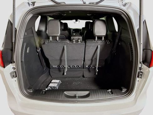 New 2026 Chrysler Voyager LX image 25