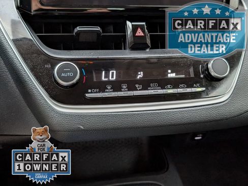 Used 2025 Toyota Corolla LE FWD image 9