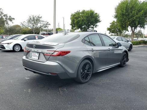 New 2026 Toyota Camry SE image 4