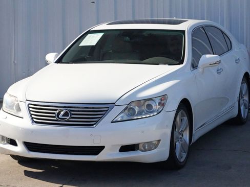 Used 2012 Lexus LS 460 w/ Comfort Pkg image 46