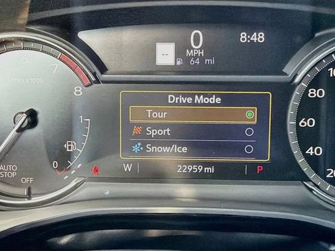 Used 2024 Cadillac XT6 Premium Luxury FWD image 48