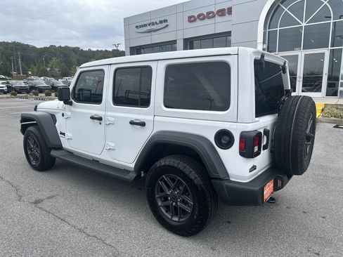 New 2024 Jeep Wrangler Unlimited Sport image 9