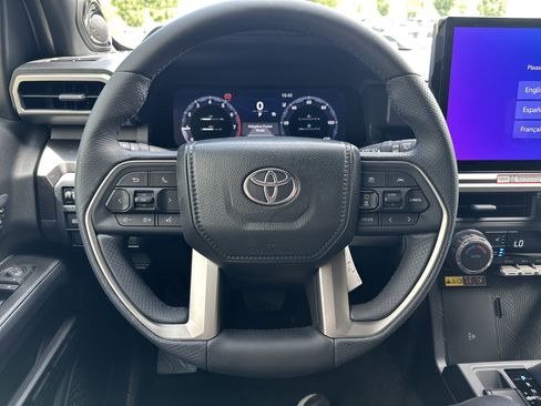 New 2026 Toyota 4Runner TRD Off-Road Premium AWD/4WD image 21