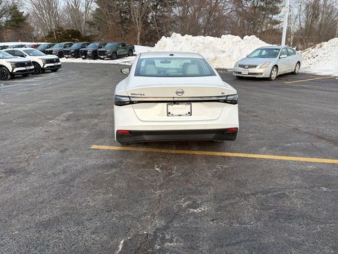 New 2026 Nissan Sentra SL w/ Floor Mat Package image 4