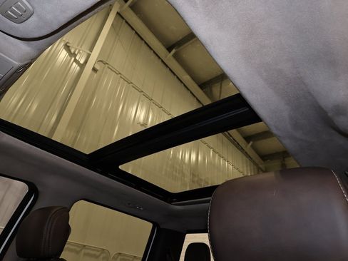 Certified 2019 Ford F150 Limited w/ Trailer Tow Package image 35