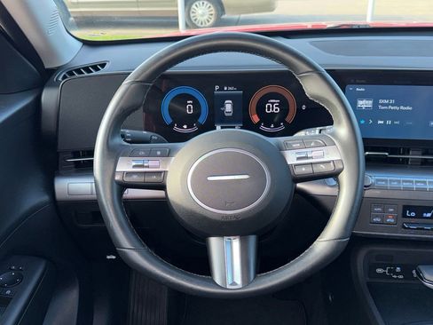 Used 2025 Hyundai Kona SEL image 18