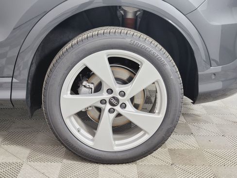 New 2025 Audi Q5 Premium Plus image 11