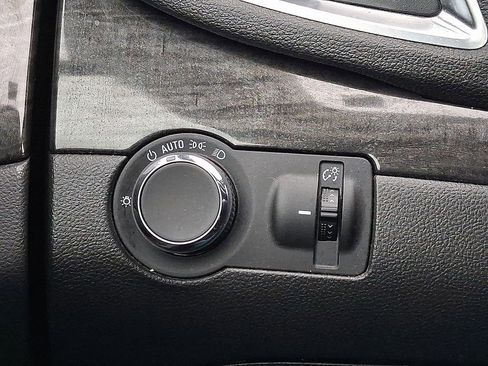 Used 2015 Buick Encore FWD image 26