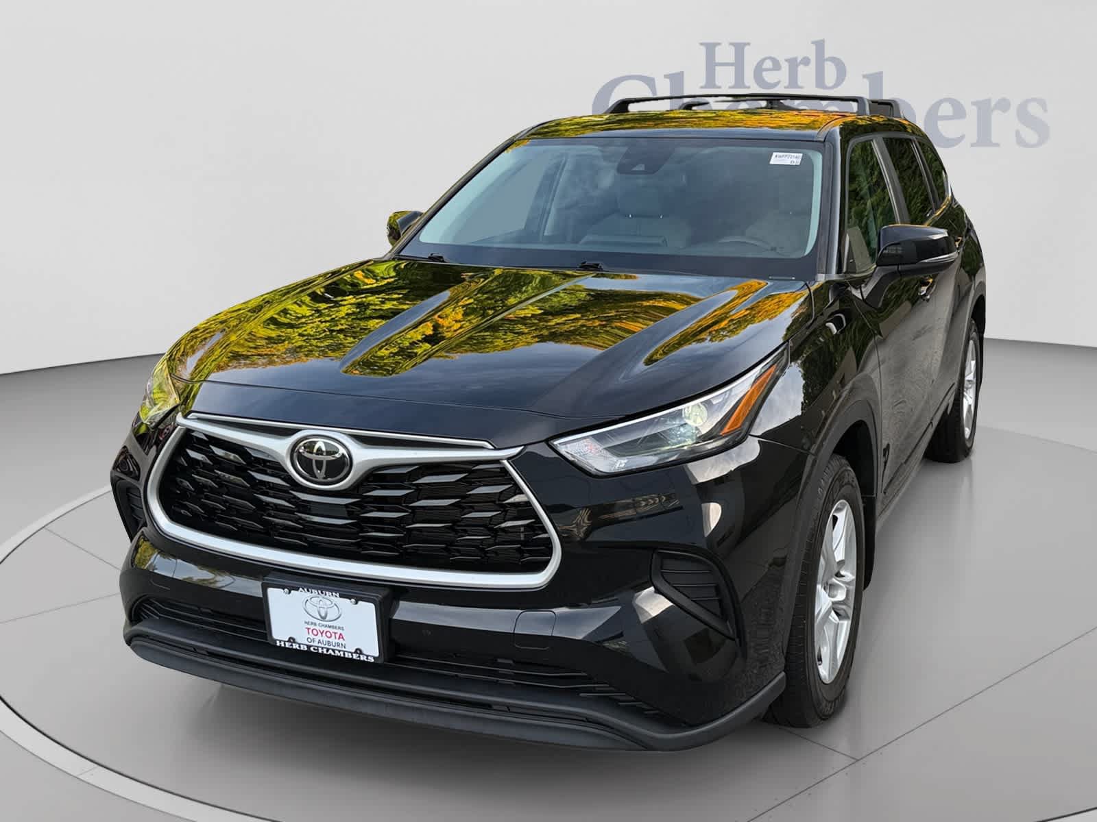 Used 2023 Toyota Highlander L AWD/4WD image 14