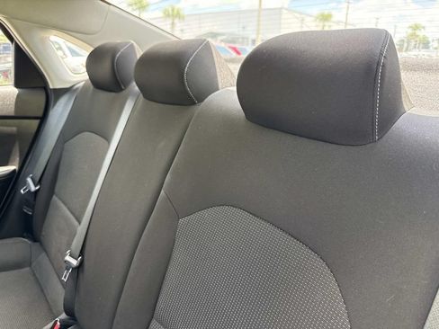 Used 2021 Kia Forte LXS FWD image 14