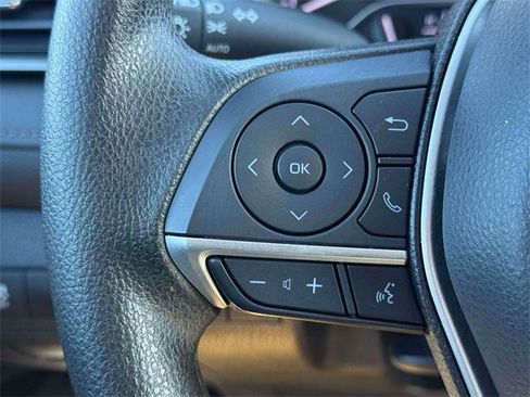 Certified 2021 Toyota Camry LE image 20