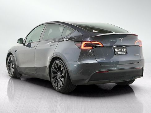 Used 2022 Tesla Model Y Performance AWD/4WD image 3