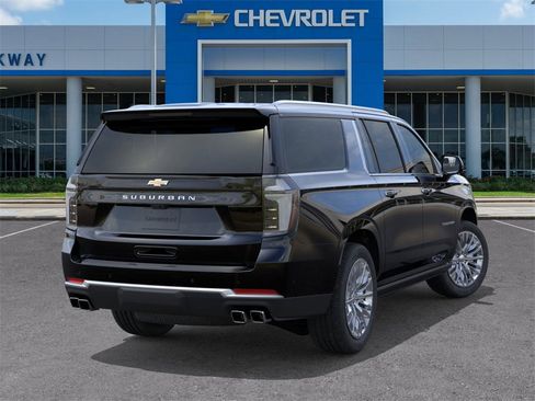 New 2026 Chevrolet Suburban High Country image 4
