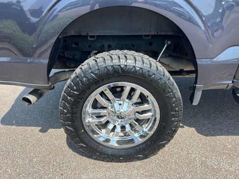 Used 2021 Ford F150 Lariat AWD/4WD image 17