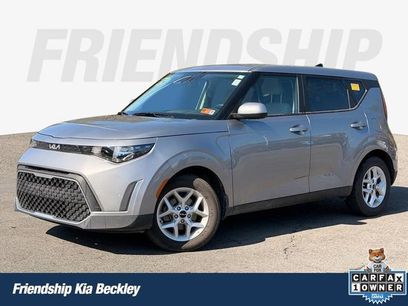 Used 2025 Kia Soul LX w/ LX Technology Package